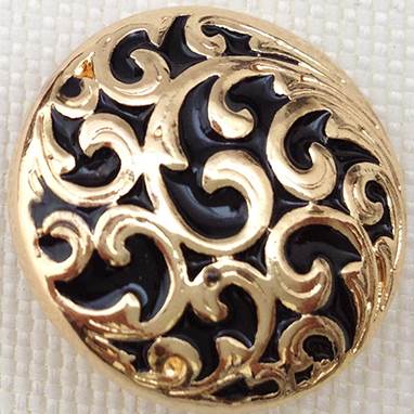 Statement Gold Swirls Snap