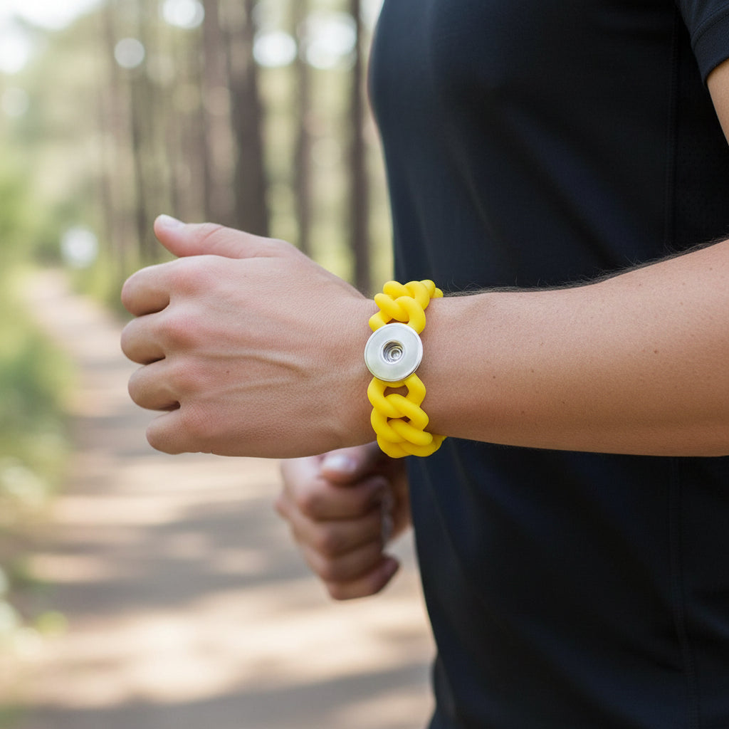 Statement Silicone Stretch Bracelet: Yellow