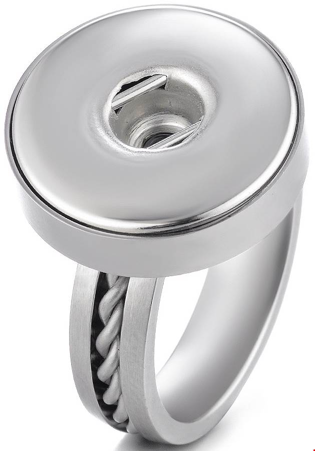 Statement Metal Band Ring - Size 9