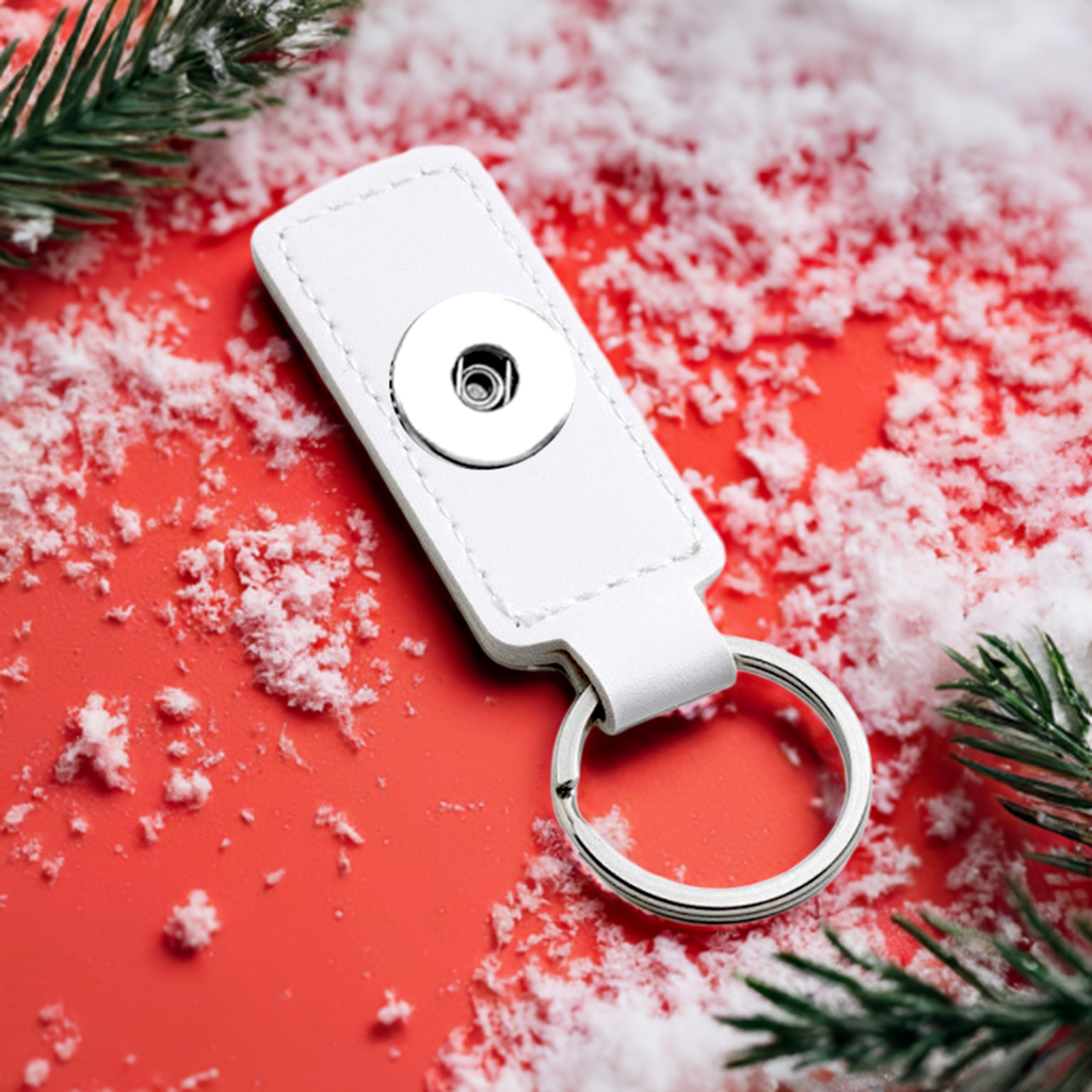 Statement 1 Snap Keychain: White