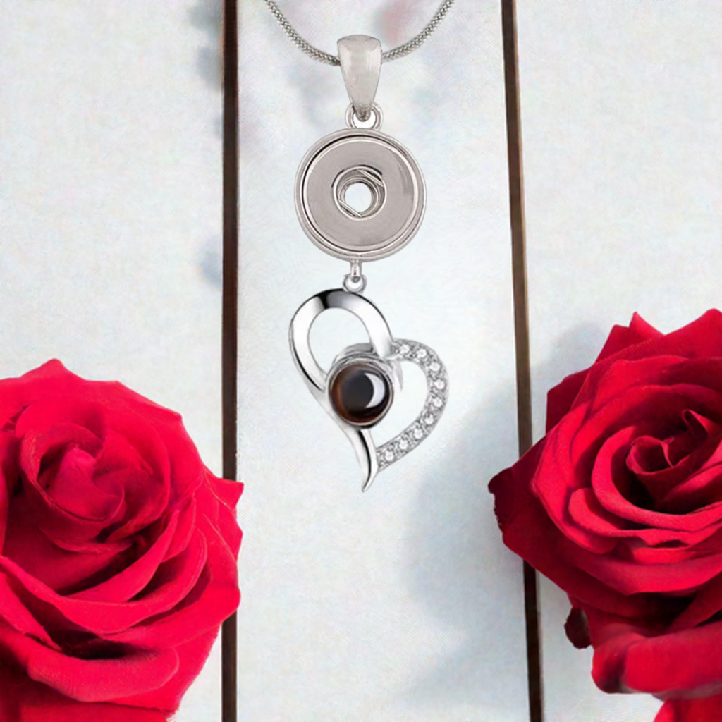 Petite "I Love You In 100 Languages" Snap Necklace