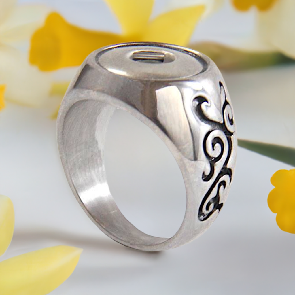 Petite Swirl Stainless Steel Ring