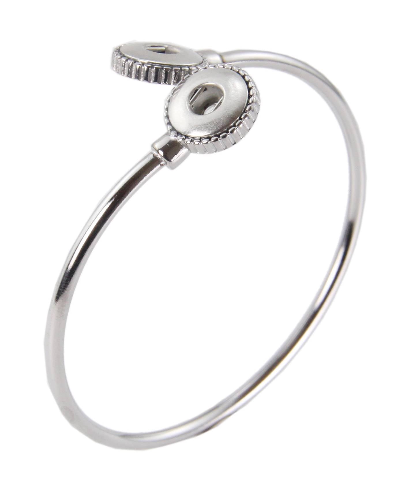 Petite Expandable Silver Tone 2 Snap Bracelet